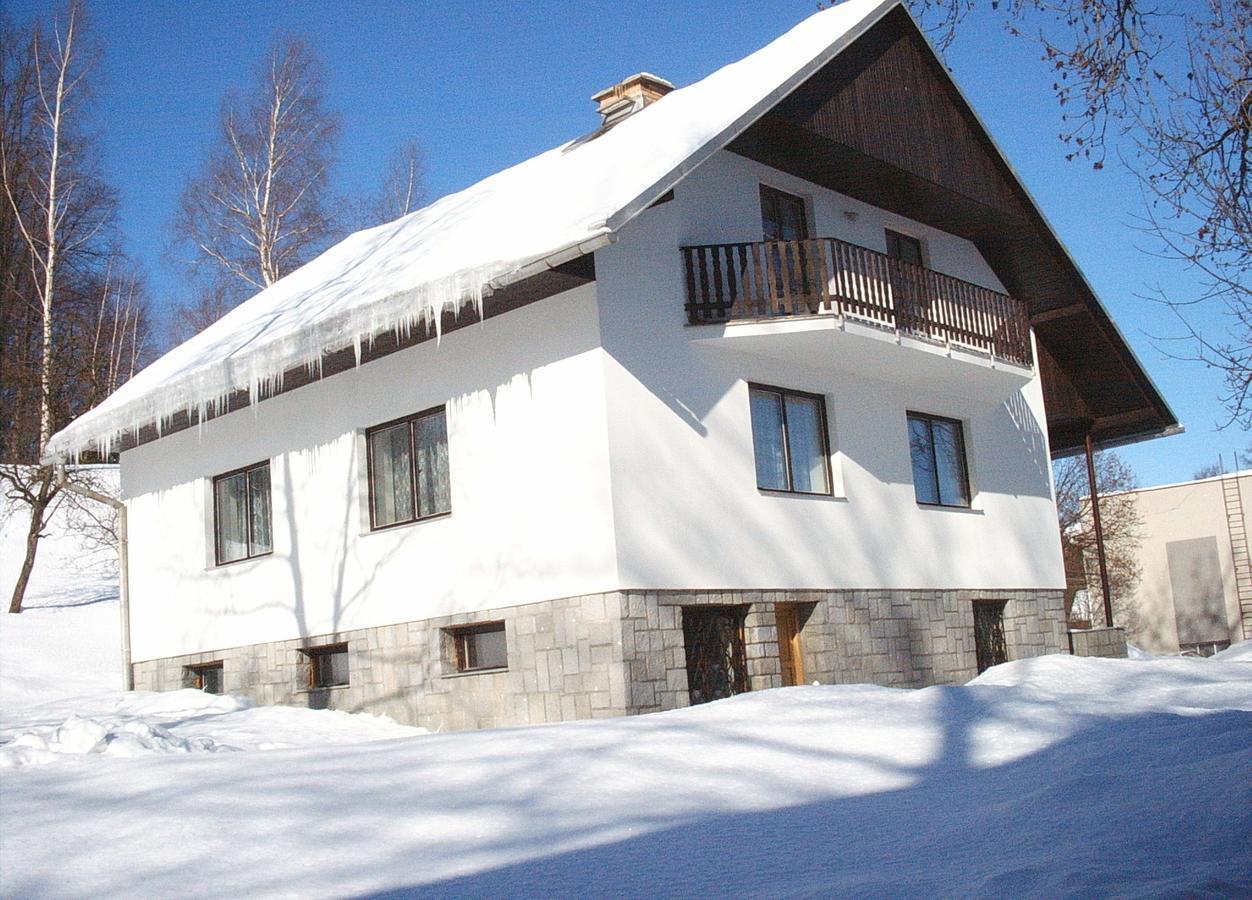 Ubytování v Jeseníkách - Bělá pod Pradědem Adolfovice Exterior foto